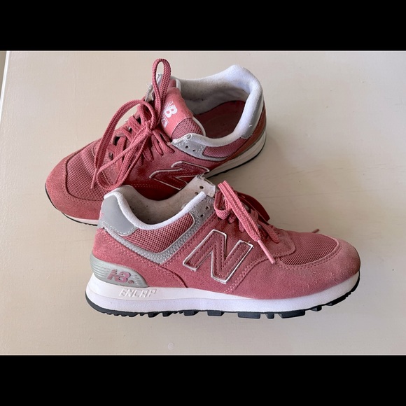 Balance Retro 574 Sneakers Salmon Pink 